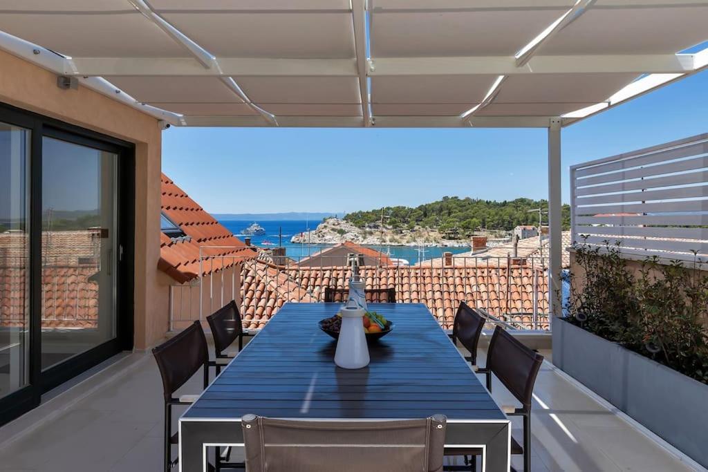 The Square Makarska, Lux App In The Heart Of The City Экстерьер фото